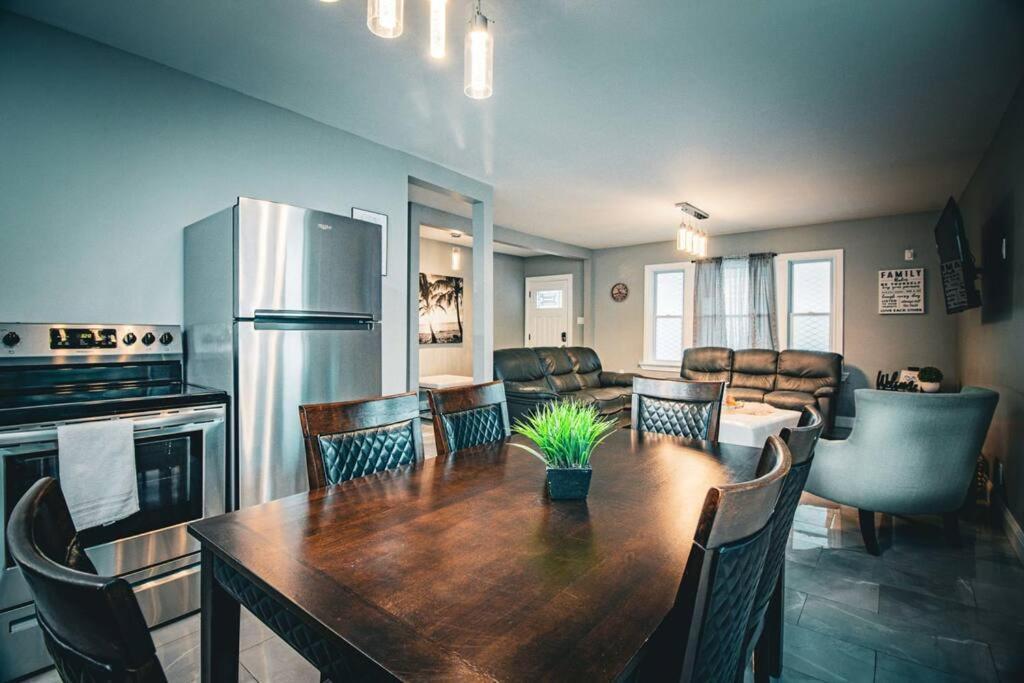 Comfortable 3Br, 1 Bath Close To The Falls Niagara Falls Zewnętrze zdjęcie